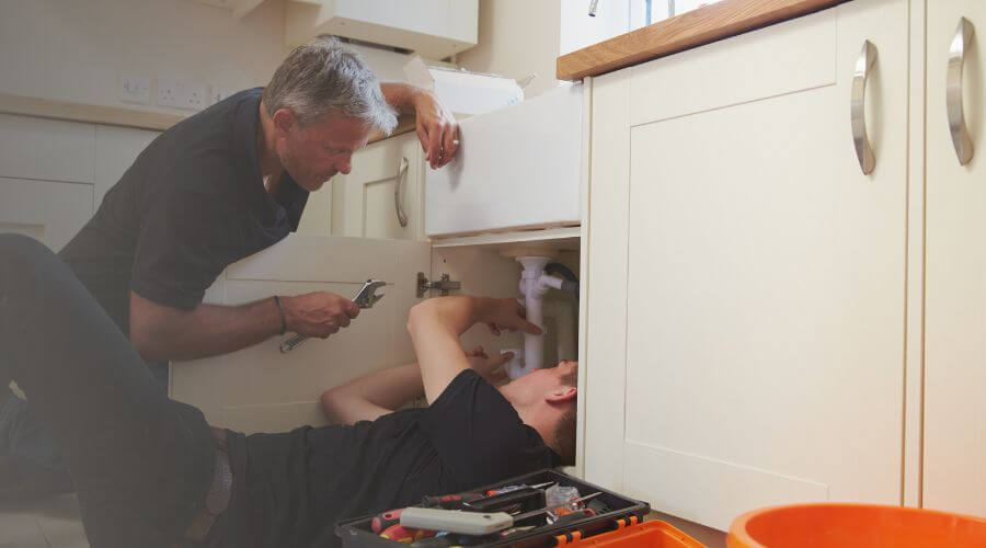 Licensed Plumber in Drayden, MD